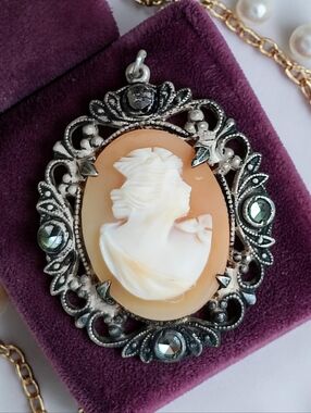 Antique Sterling Carved Shell Cameo Pendant
